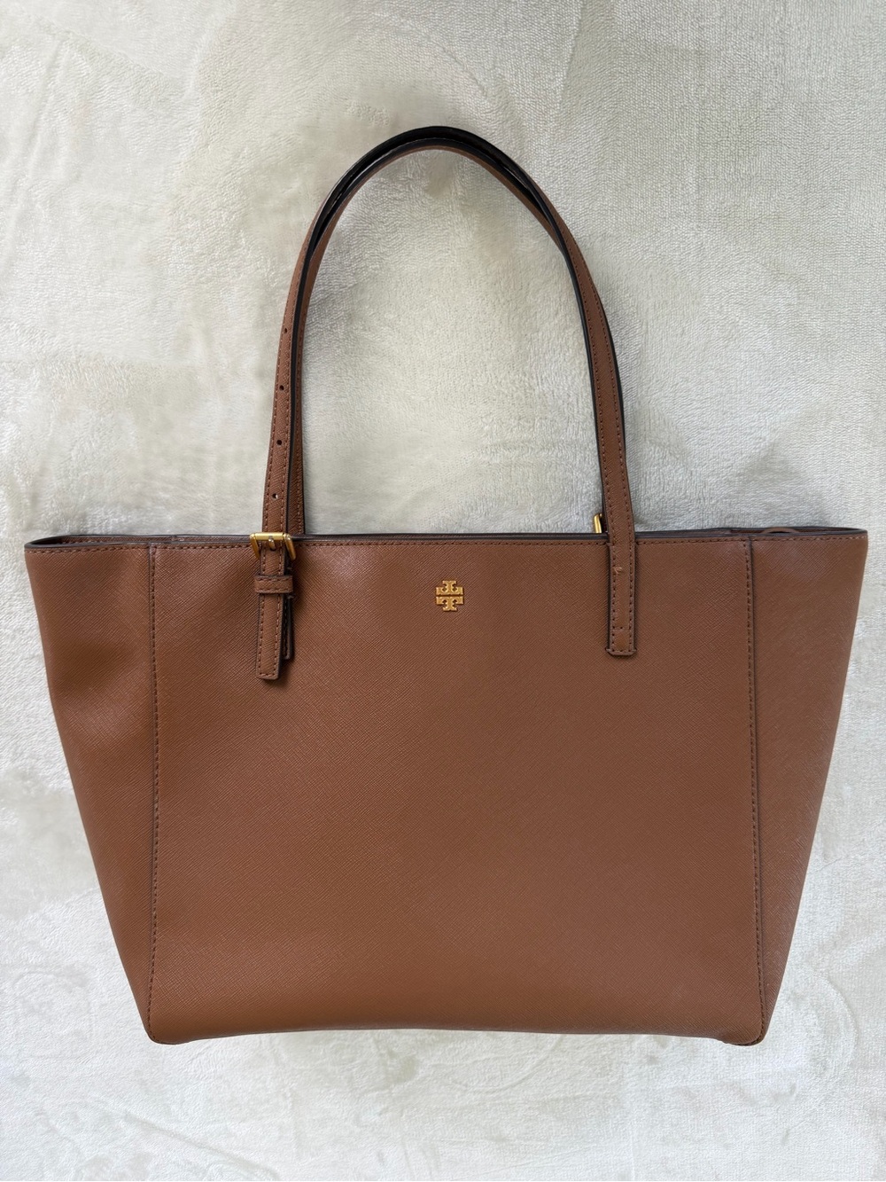 Tory Burch Emerson Saffiano Leather Buckle Tote Bag Brown / Luggage / Tan Zip To